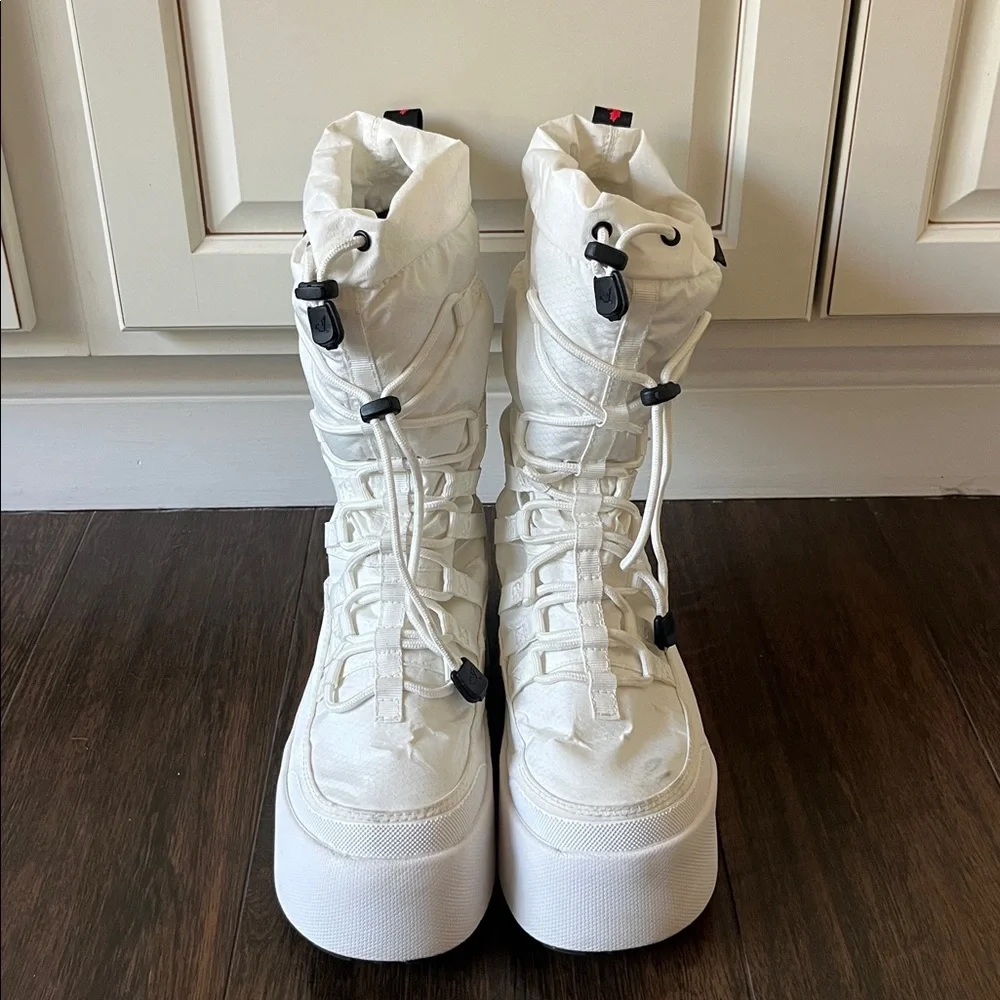 NWT Baffin Geneva Waterproof Insulated Boots